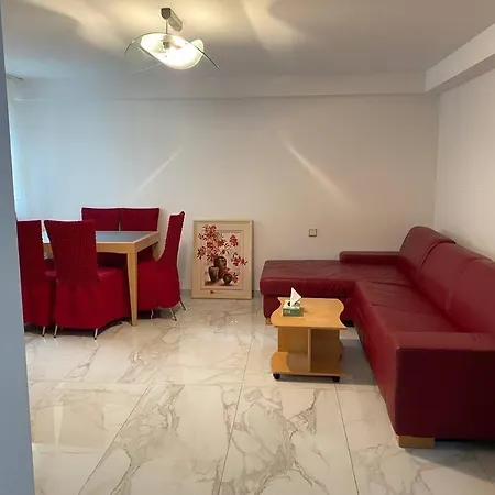 Apt. Sims Bei Stuttgart Flughafen/metzingen 2-6 Person Apartmán